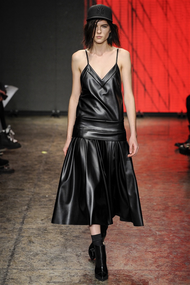 DKNY 2014-2015 Sonbahar/Kış