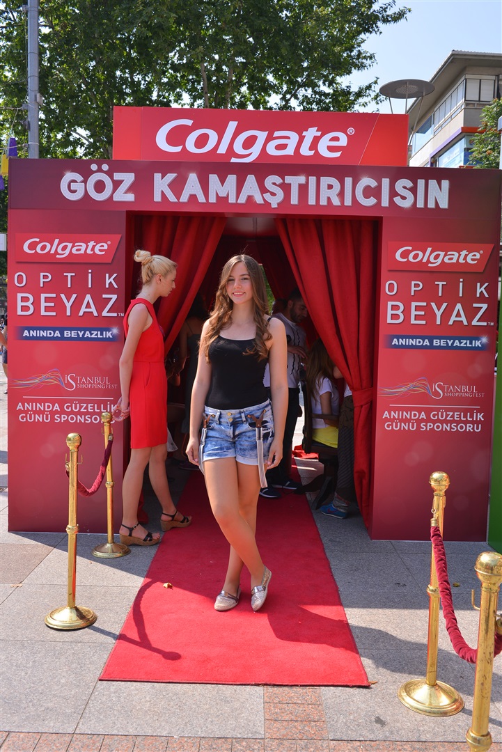 14 Haziran'da Bağdat Caddesi Colgate Anında Güzellik Partisi