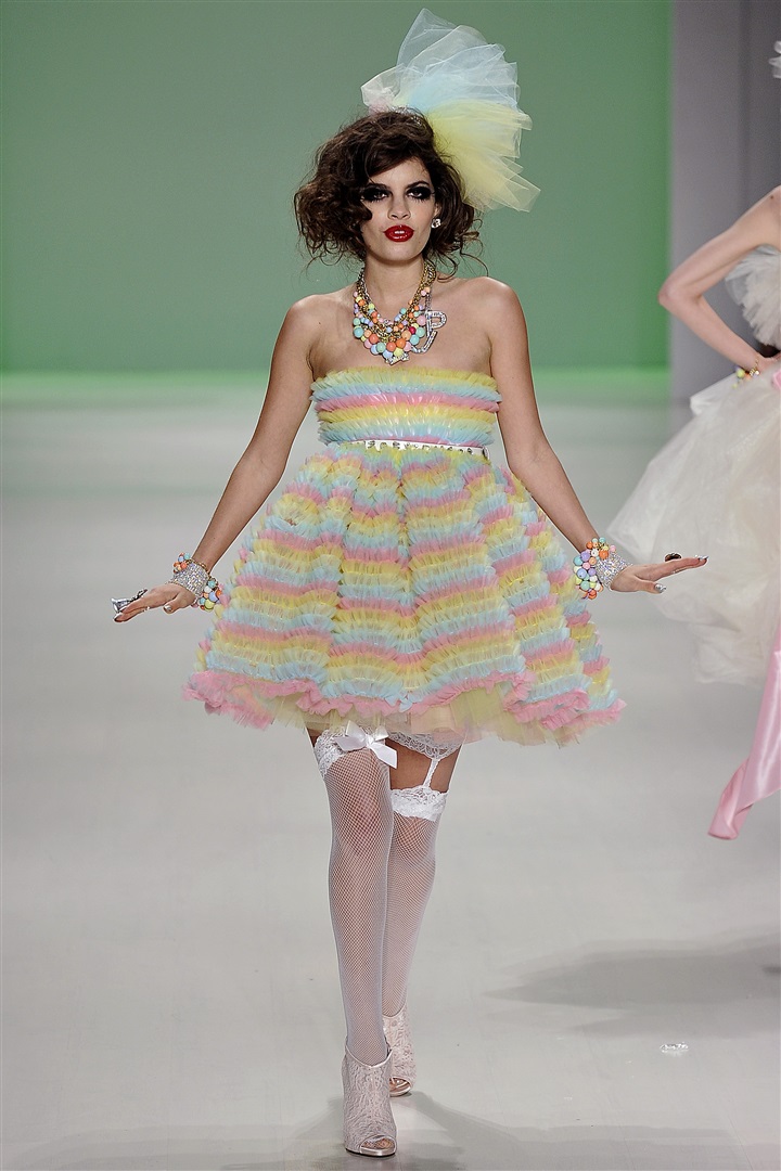 Betsey Johnson 2015 İlkbahar/Yaz