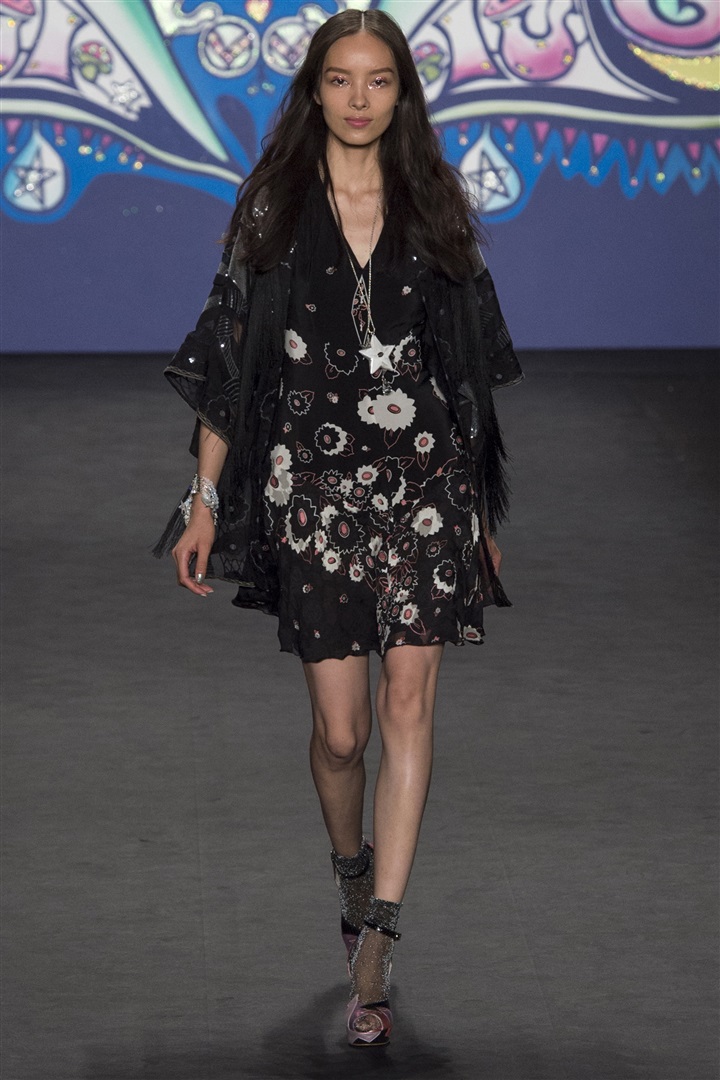 Anna Sui 2015 İlkbahar/Yaz