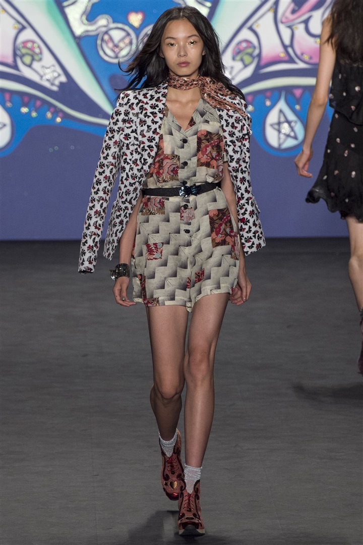 Anna Sui 2015 İlkbahar/Yaz