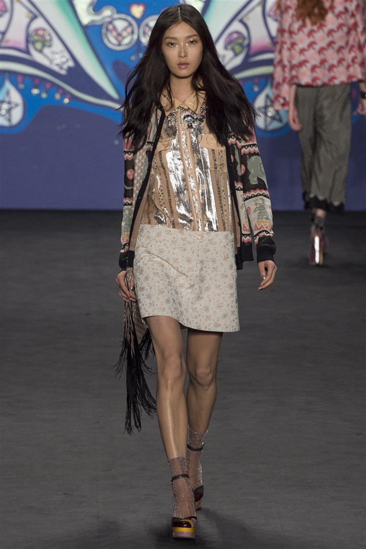 Anna Sui 2015 İlkbahar/Yaz