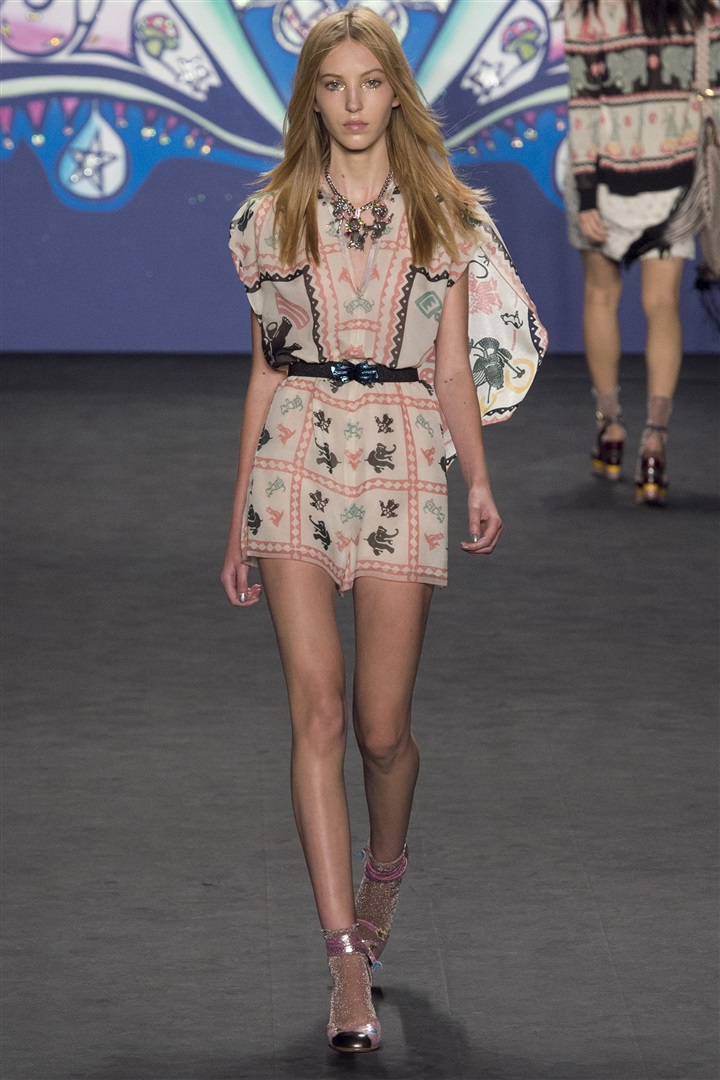 Anna Sui 2015 İlkbahar/Yaz