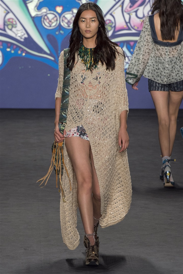 Anna Sui 2015 İlkbahar/Yaz