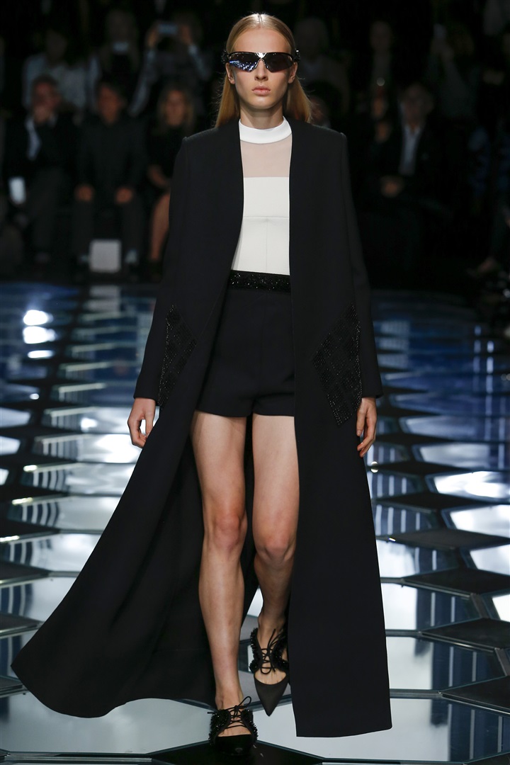 Balenciaga 2015 İlkbahar/Yaz