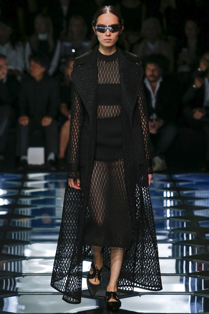 Balenciaga 2015 İlkbahar/Yaz