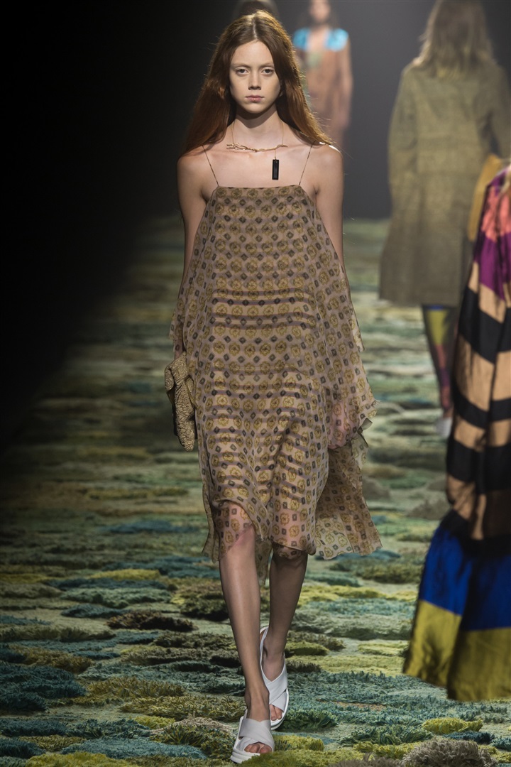 Dries Van Noten 2015 İlkbahar/Yaz