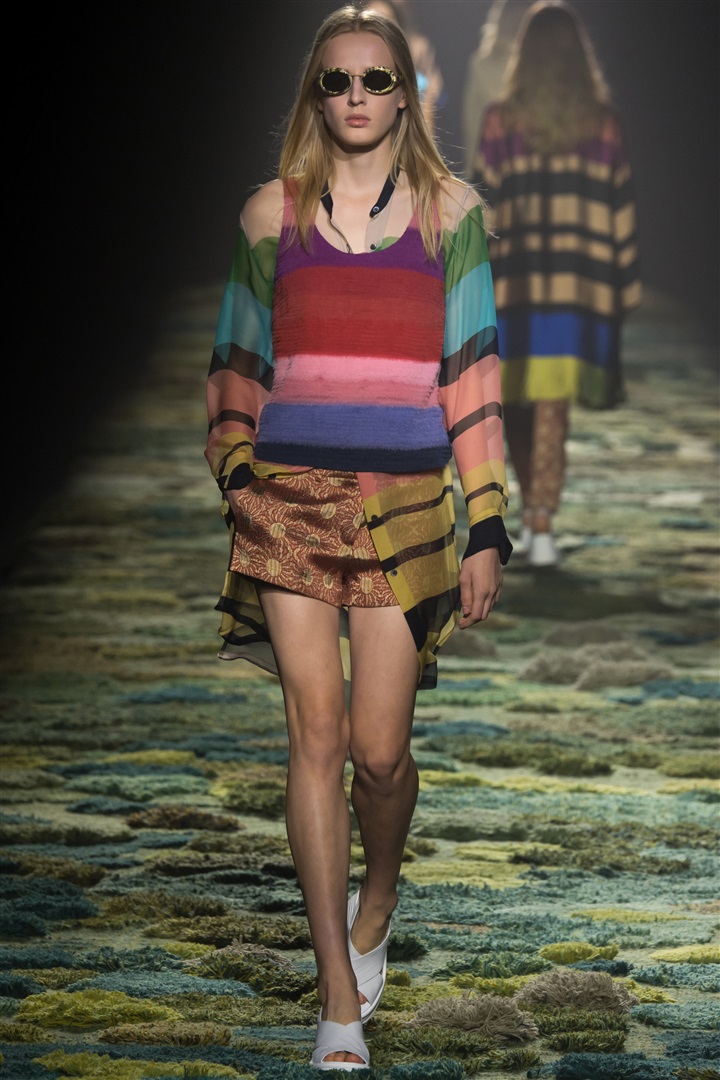 Dries Van Noten 2015 İlkbahar/Yaz