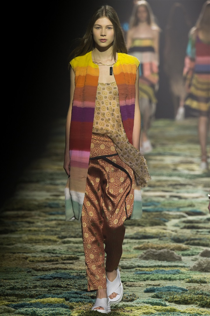 Dries Van Noten 2015 İlkbahar/Yaz