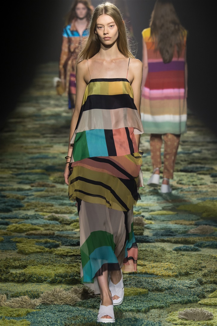 Dries Van Noten 2015 İlkbahar/Yaz