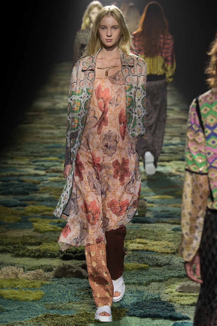 Dries Van Noten 2015 İlkbahar/Yaz