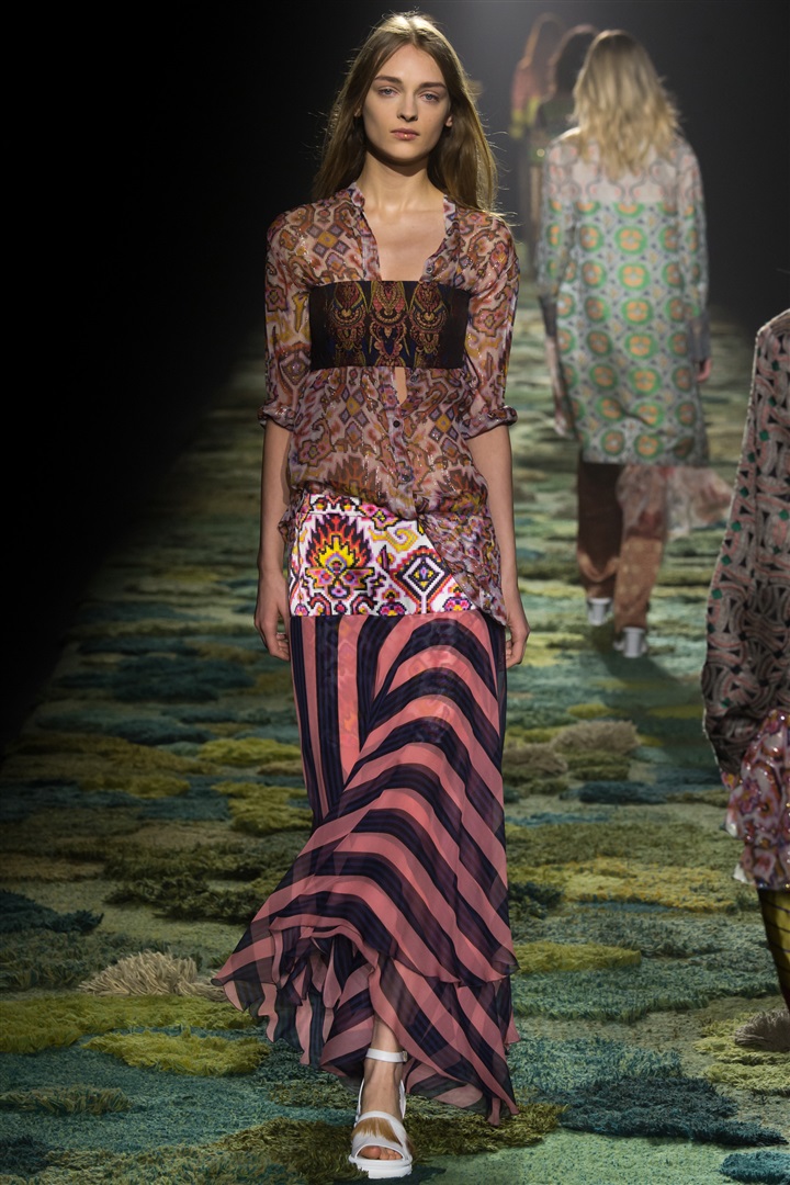 Dries Van Noten 2015 İlkbahar/Yaz