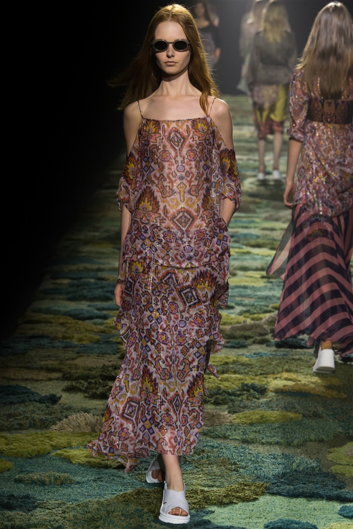 Dries Van Noten 2015 İlkbahar/Yaz