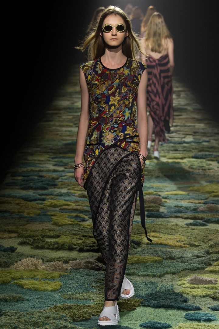 Dries Van Noten 2015 İlkbahar/Yaz