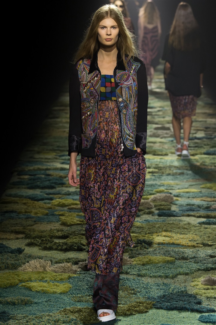 Dries Van Noten 2015 İlkbahar/Yaz