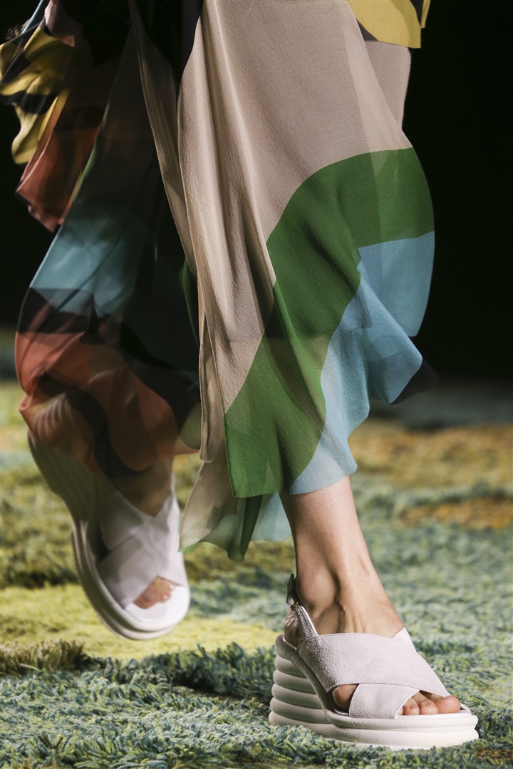 Dries Van Noten 2015 İlkbahar/Yaz Detay