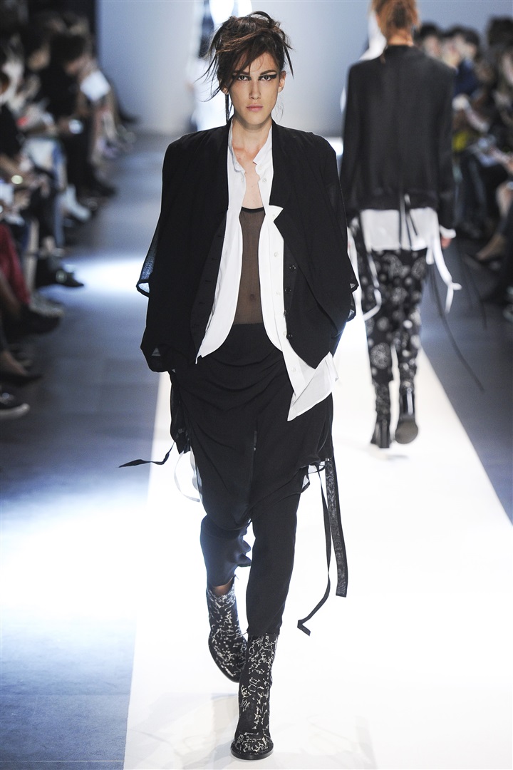 Ann Demeulemeester 2015 İlkbahar/Yaz