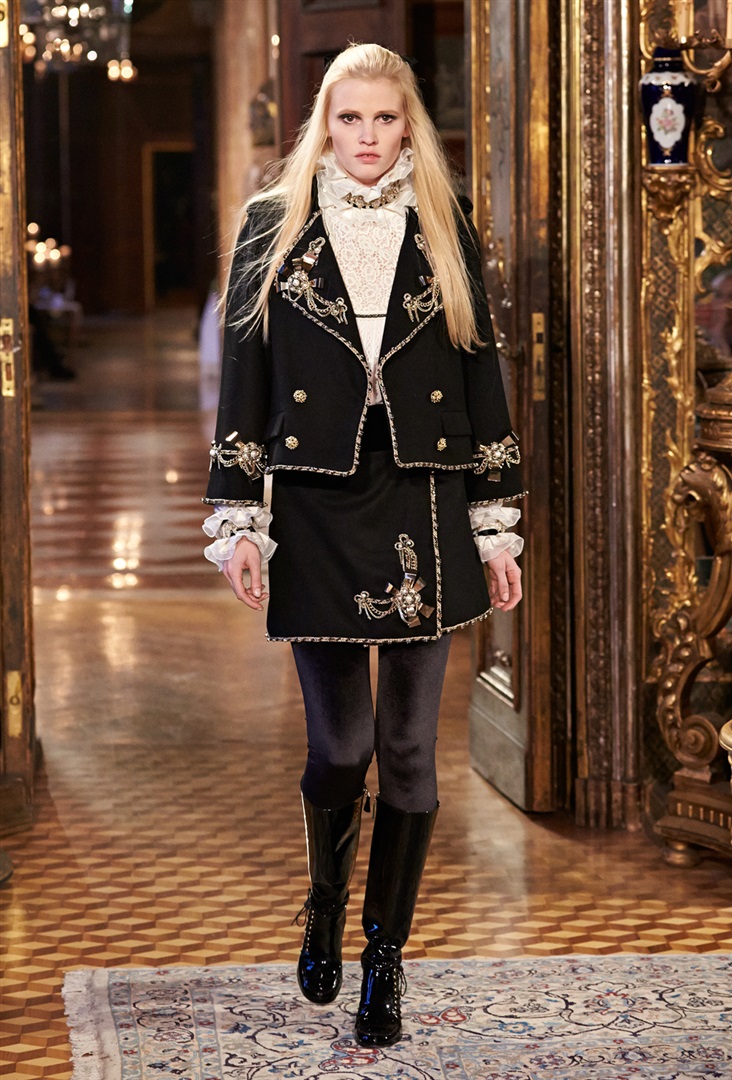 Chanel Métiers d'Art  2015 Pre-Fall