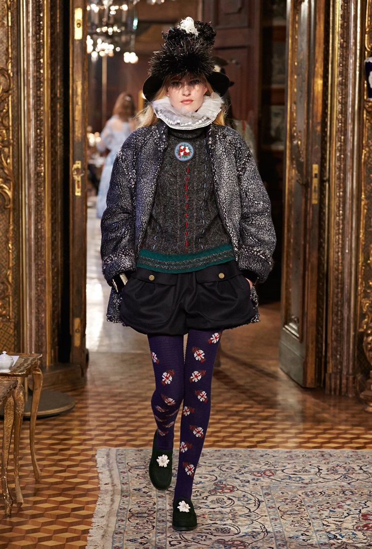 Chanel Métiers d'Art  2015 Pre-Fall