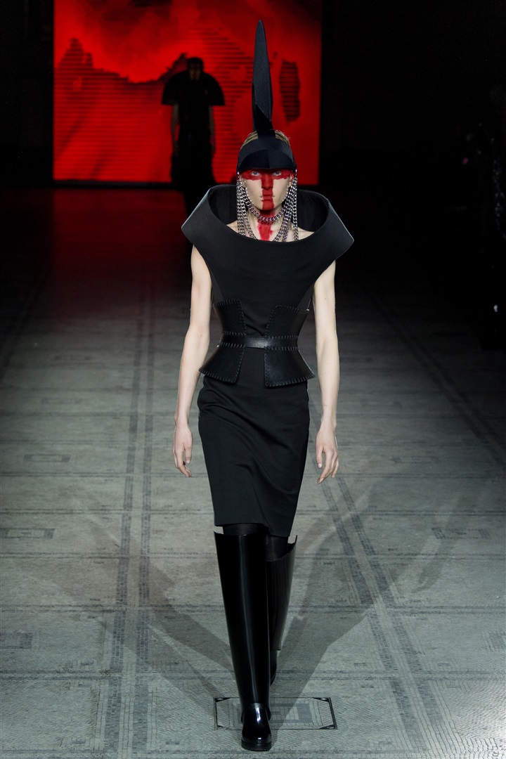 Gareth Pugh 2015-2016 Sonbahar/Kış