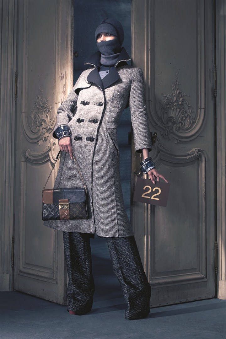 Louis Vuitton'un 2011 Pre-Fall Koleksiyonu, bu sonbahar çok retro ve çok güçlü.