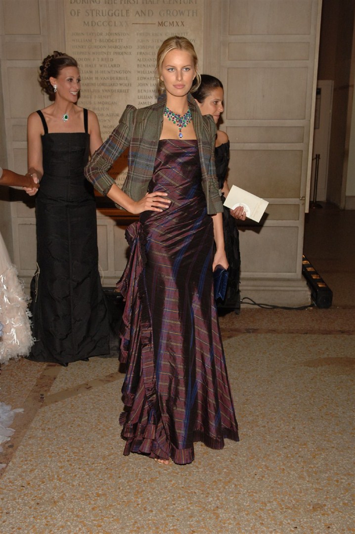 Met Costume Institute Gala'dan son yıllarda görüntülenmiş en ışıltılı görünümler.