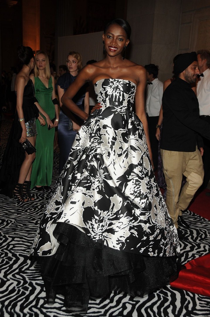 Met Costume Institute Gala'dan son yıllarda görüntülenmiş en ışıltılı görünümler.