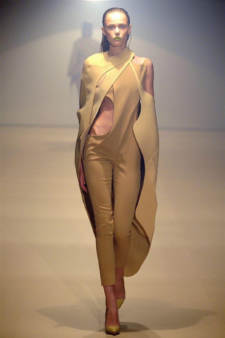 Mugler 2012 İlkbahar/Yaz