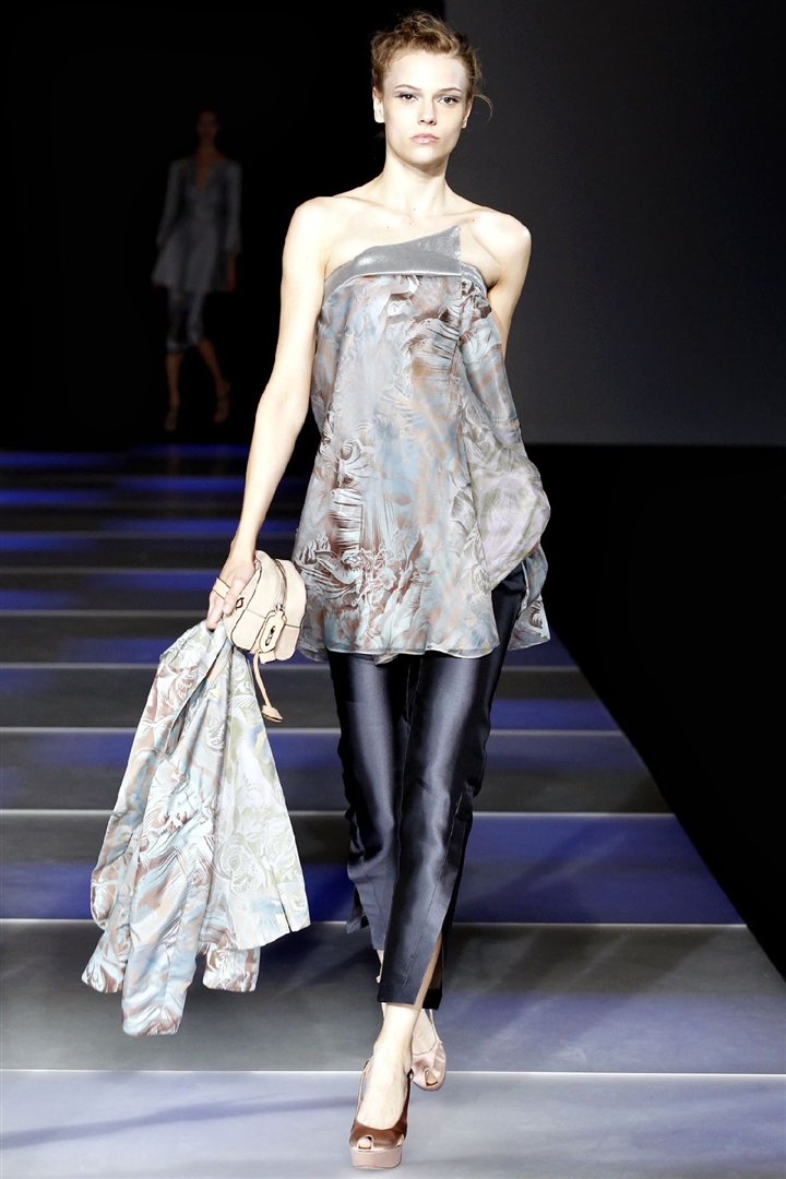 Giorgio Armani 2012 İlkbahar/Yaz