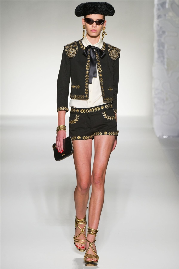 Moschino 2012 İlkbahar/Yaz