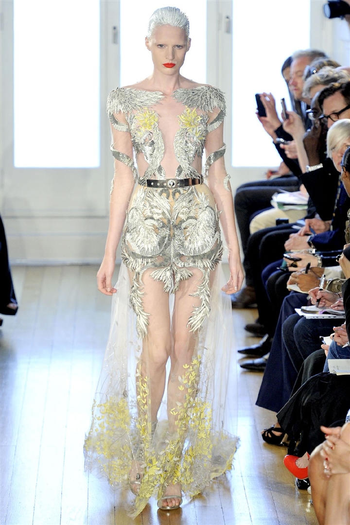 Julien Macdonald 2012 İlkbahar/Yaz