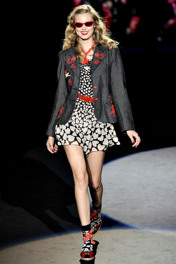 Anna Sui 2012 İlkbahar/Yaz