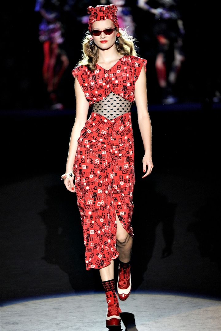 Anna Sui 2012 İlkbahar/Yaz