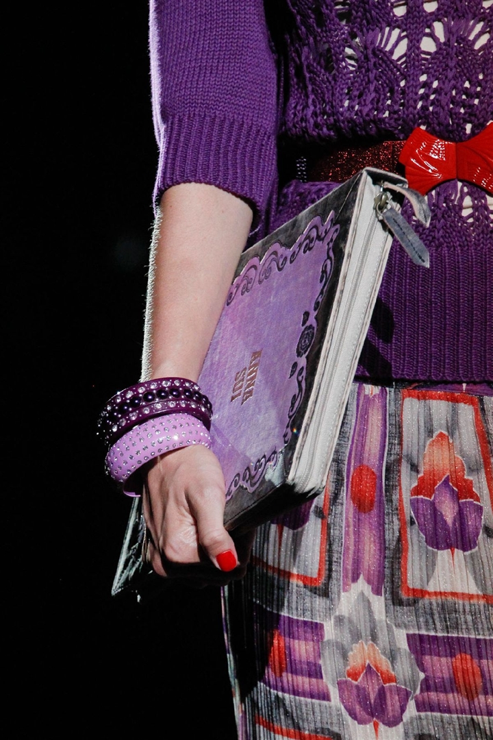 Anna Sui 2012 İlkbahar/Yaz Detay