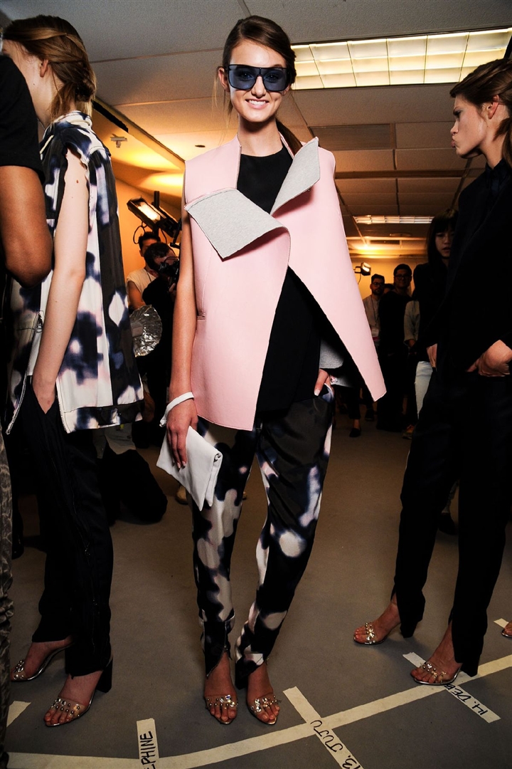 3.1 Phillip Lim 2012 İlkbahar/Yaz Çekim Arkası