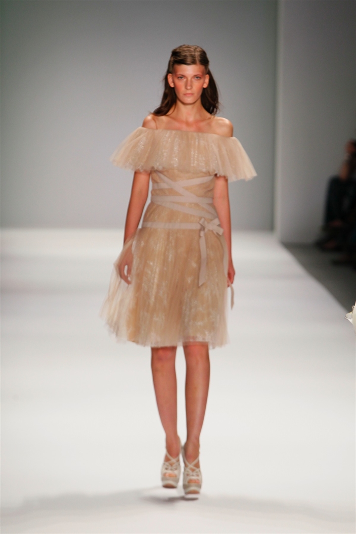 Tadashi Shoji 2012 İlkbahar/Yaz