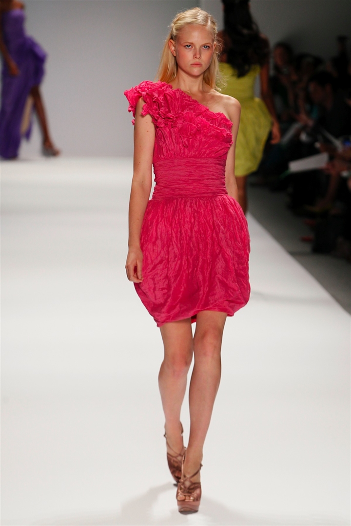 Tadashi Shoji 2012 İlkbahar/Yaz