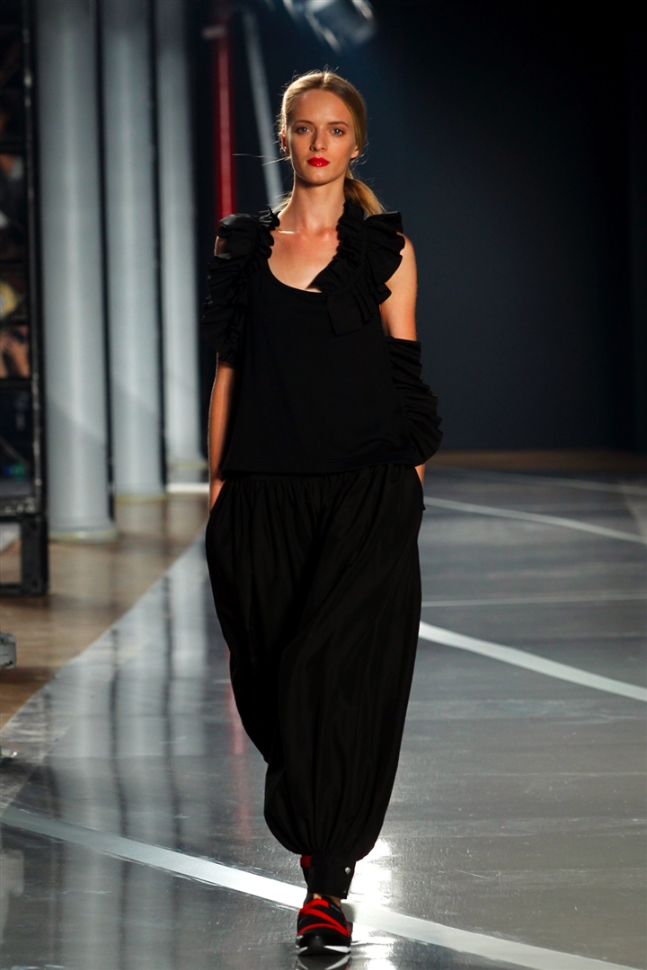 Y-3 2012 İlkbahar/Yaz