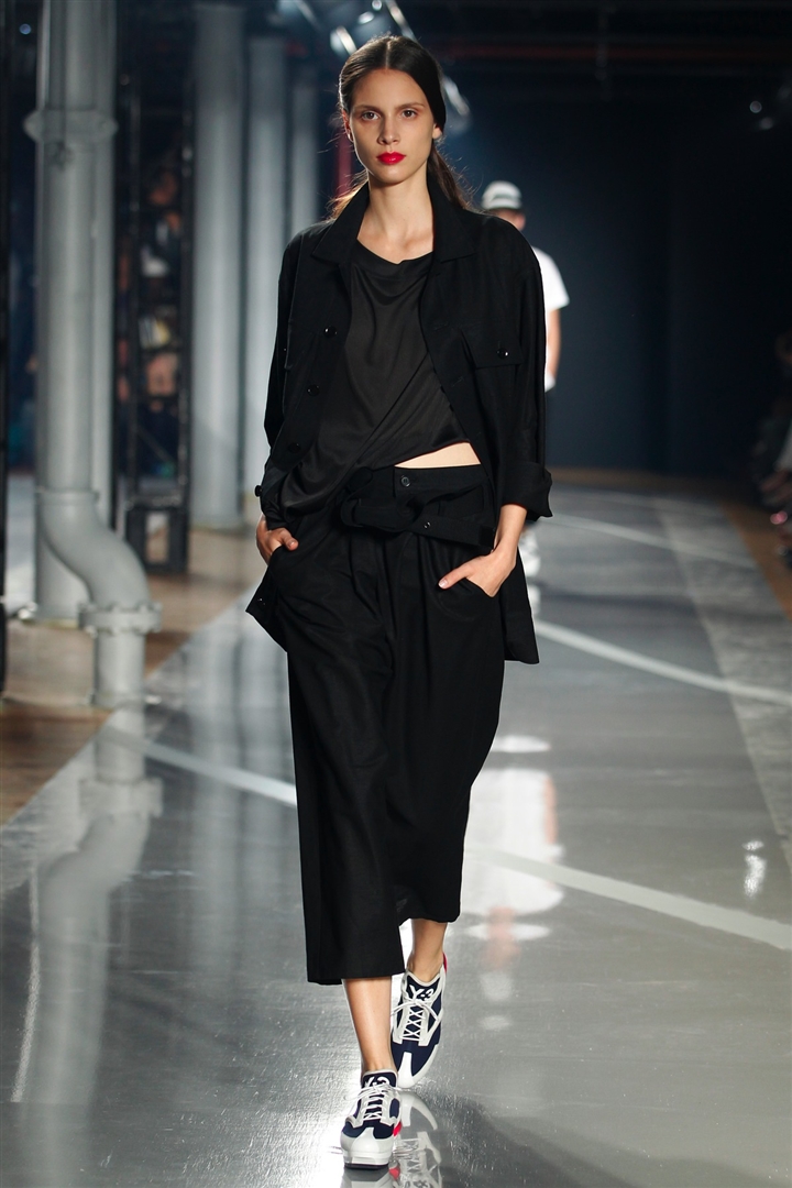 Y-3 2012 İlkbahar/Yaz