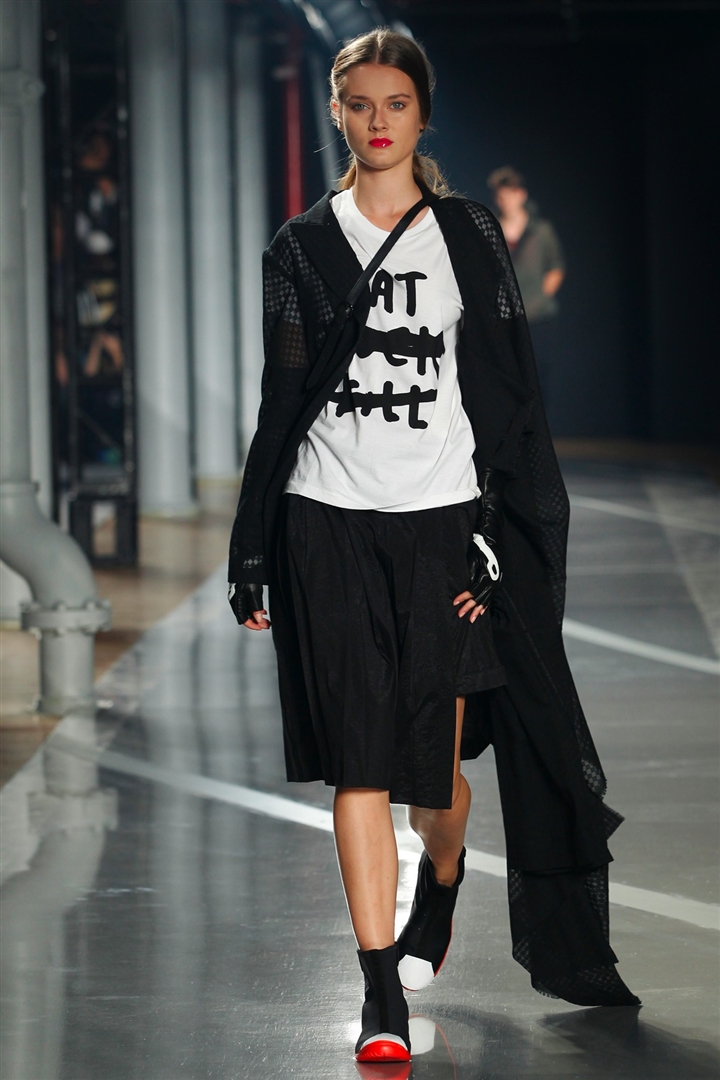 Y-3 2012 İlkbahar/Yaz