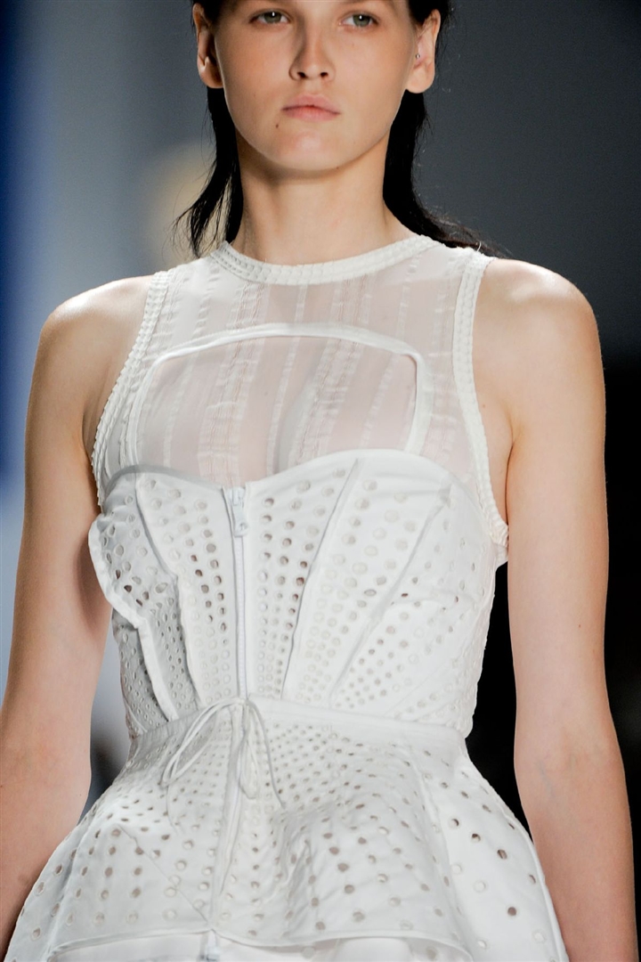 Vera Wang 2012 İlkbahar/Yaz Detay