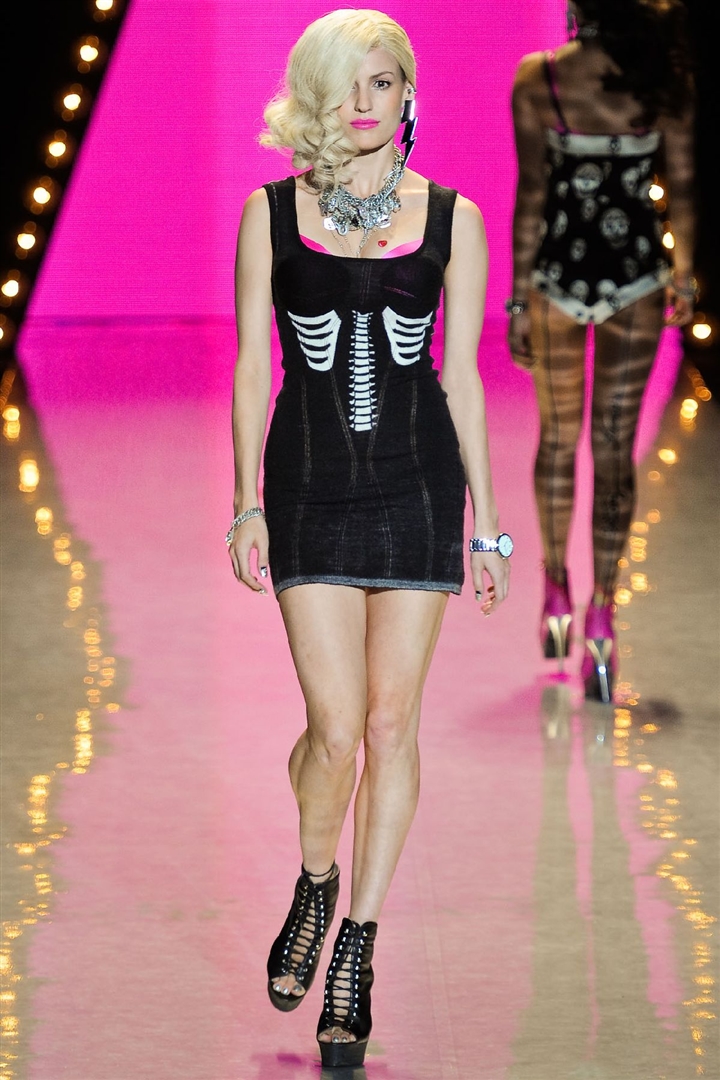 Betsey Johnson 2012 İlkbahar/Yaz