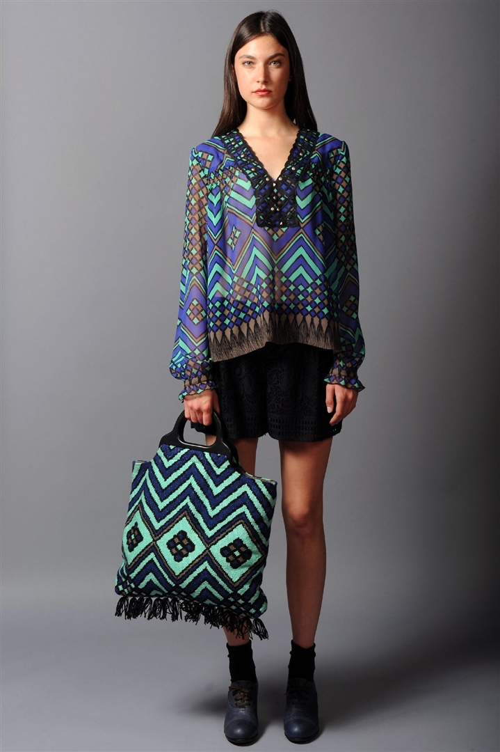 Anna Sui 2012 İlkbahar/Yaz Resort