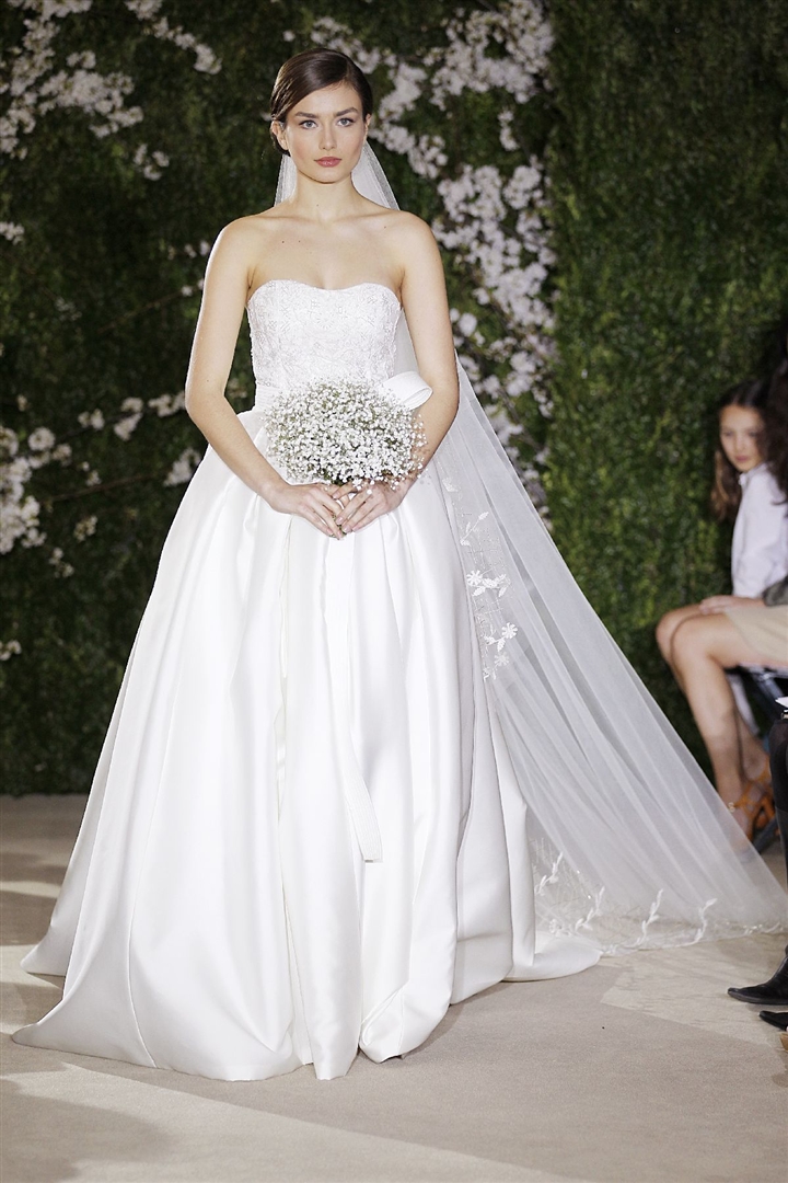 Carolina Herrera 2012 İlkbahar/Yaz Gelinlik