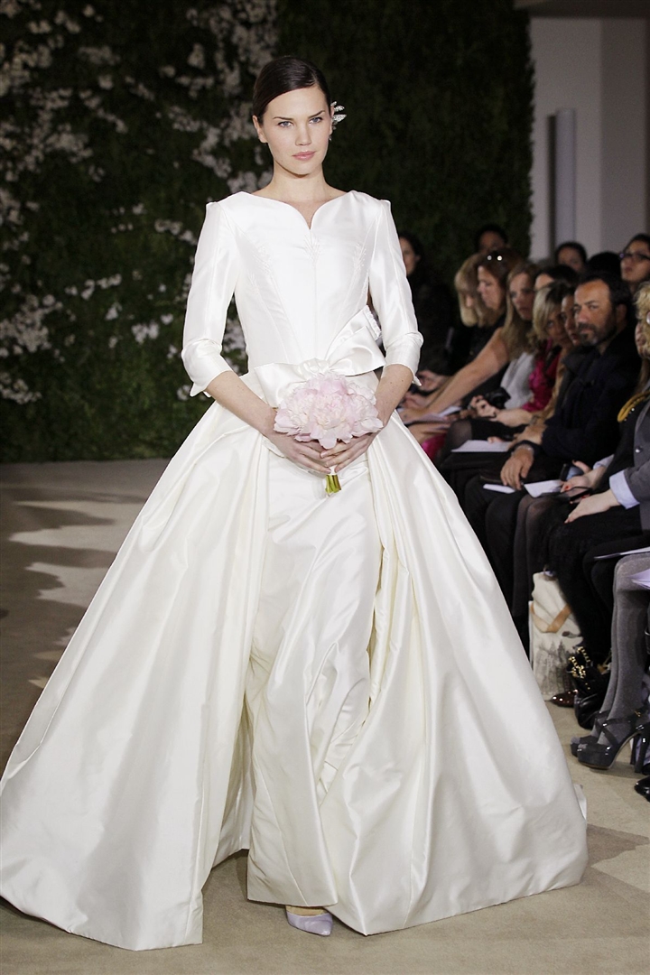 Carolina Herrera 2012 İlkbahar/Yaz Gelinlik