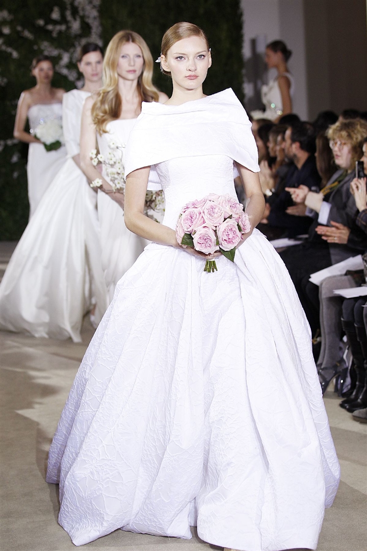 Carolina Herrera 2012 İlkbahar/Yaz Gelinlik