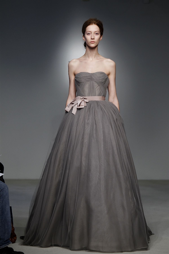 Vera Wang 2012 İlkbahar/Yaz Gelinlik