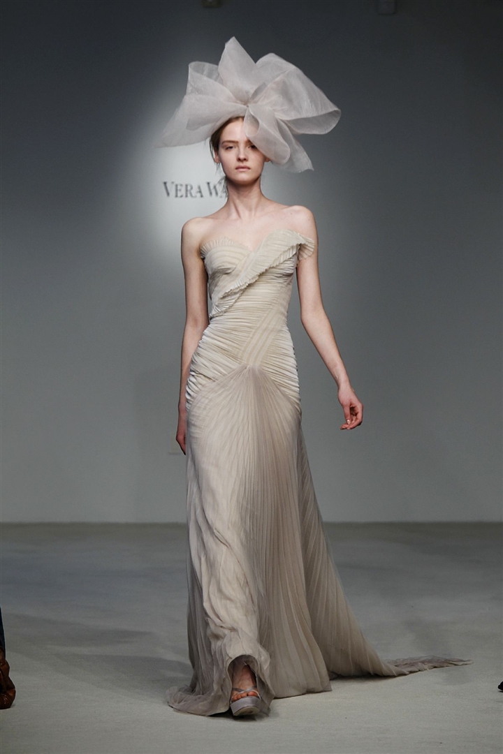 Vera Wang 2012 İlkbahar/Yaz Gelinlik