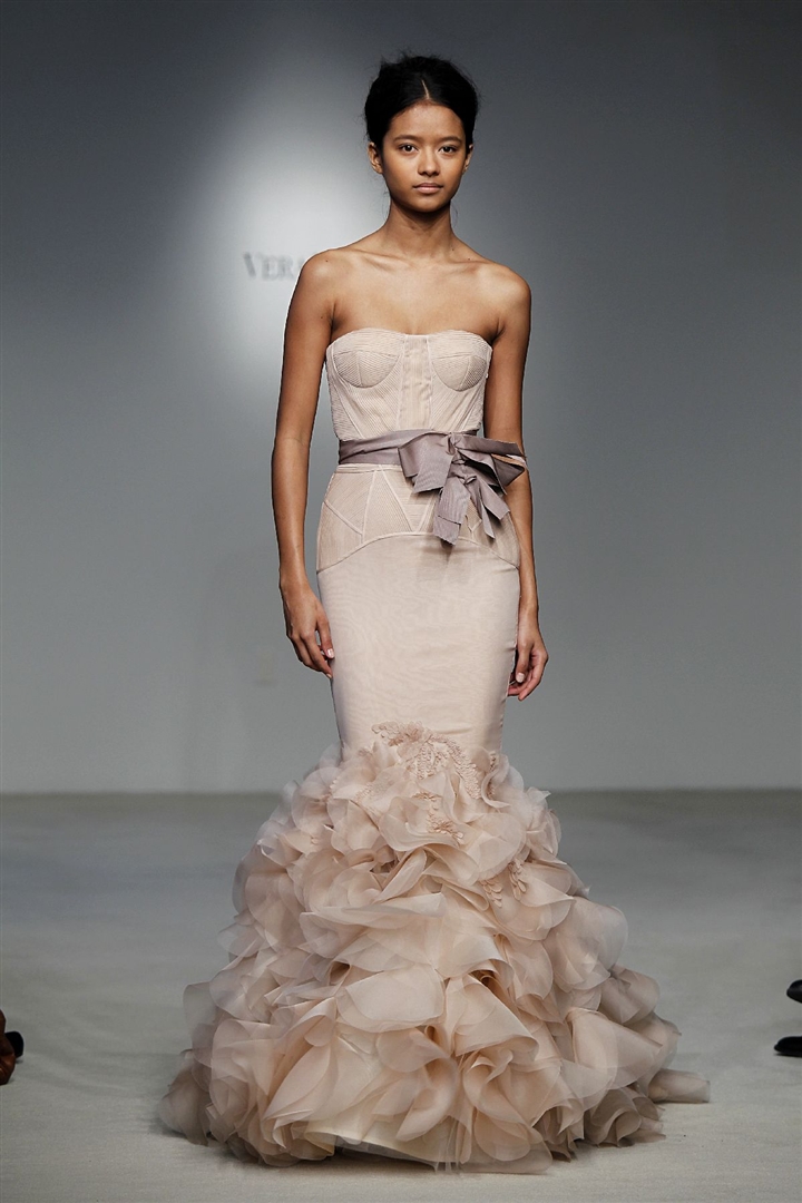 Vera Wang 2012 İlkbahar/Yaz Gelinlik