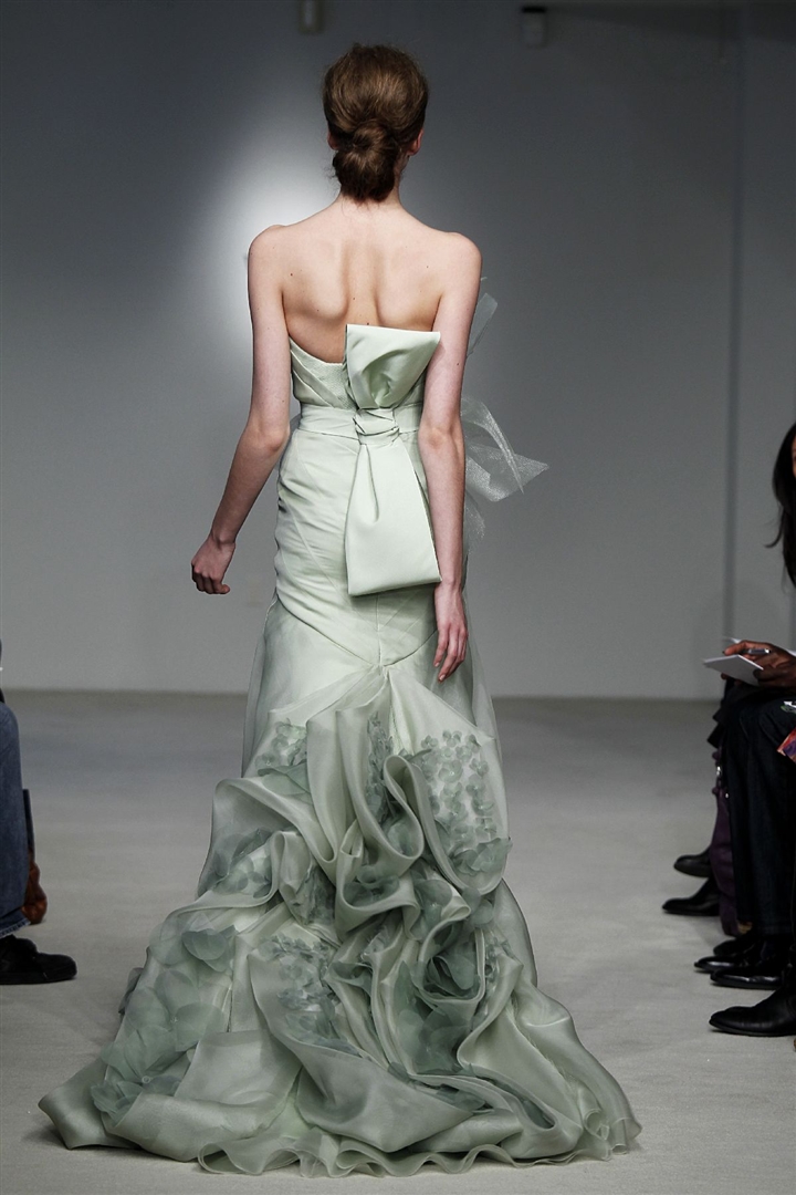 Vera Wang 2012 İlkbahar/Yaz Gelinlik